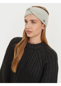 Čelenka v sivej farbe Calvin Klein