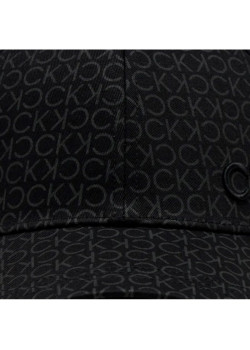 Dámska čierna šiltovka s monogramom značky Calvin Klein 