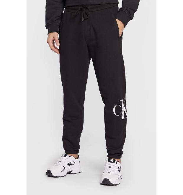 Calvin Klein pánske tepláky s veľkým logom čierne