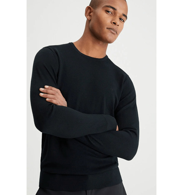Calvin Klein pánsky pulóver čierny Calvin Klein pánsky pulóver čierny