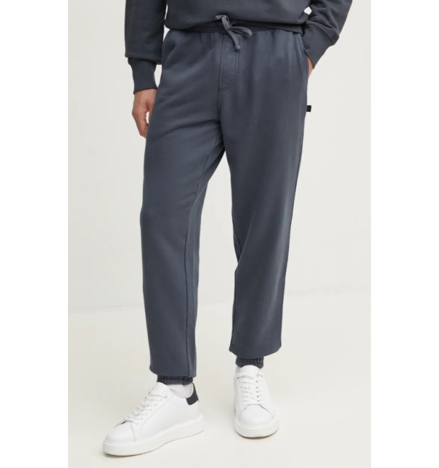 Pánske tepláky Calvin Klein Jeans v sivej farbe Pánske tepláky Calvin Klein Jeans v sivej farbe