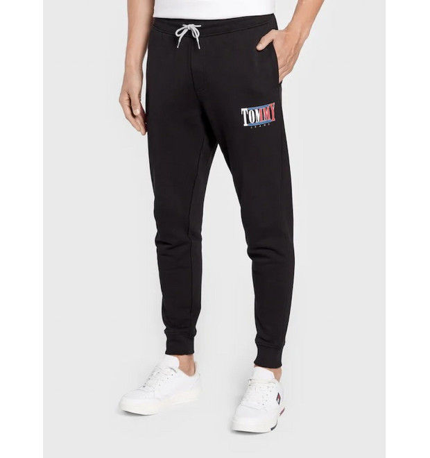 Pánske čierne tepláky značky Tommy Hilfiger Pánske čierne tepláky značky Tommy Hilfiger