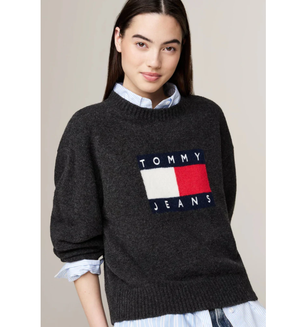 Dámsky sveter Tommy Jeans v čiernej farbe Dámsky sveter Tommy Jeans v čiernej farbe