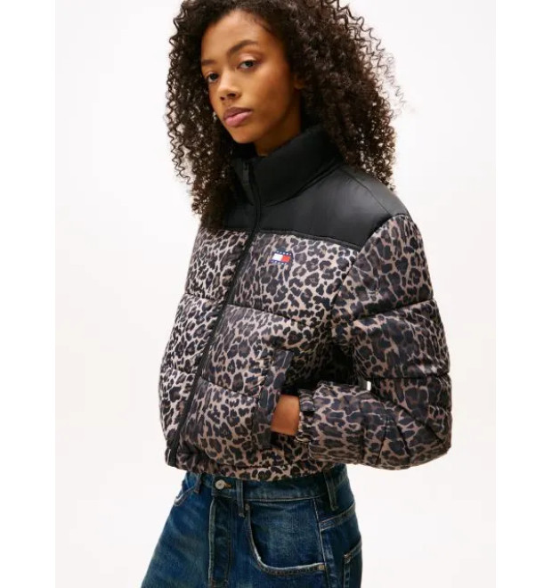 Tommy Jeans dámska páperová bunda s leopardím vzorom Tommy Jeans dámska páperová bunda s leopardím vzorom