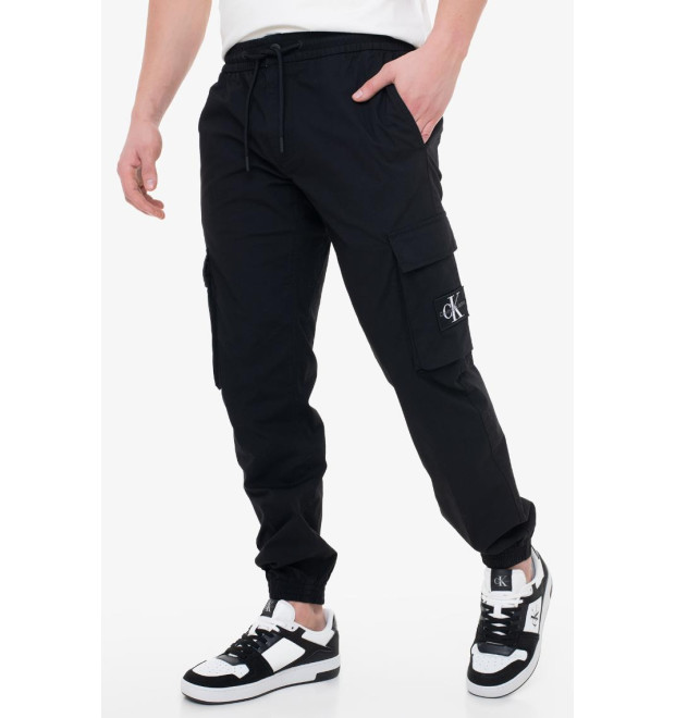Calvin Klein pánske nohavice kapsáče čierne Calvin Klein pánske nohavice kapsáče čierne