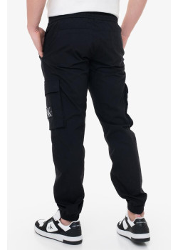 Calvin Klein pánske nohavice kapsáče čierne