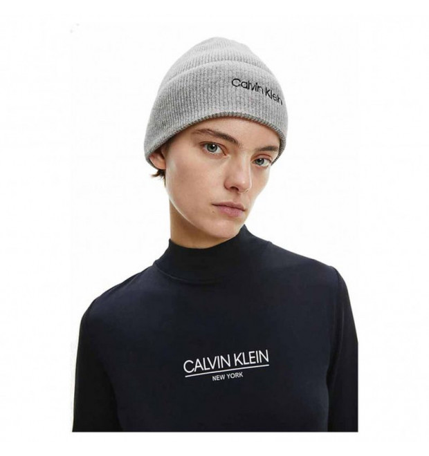Dámska čiapka Calvin Klein sivá Dámska čiapka Calvin Klein sivá