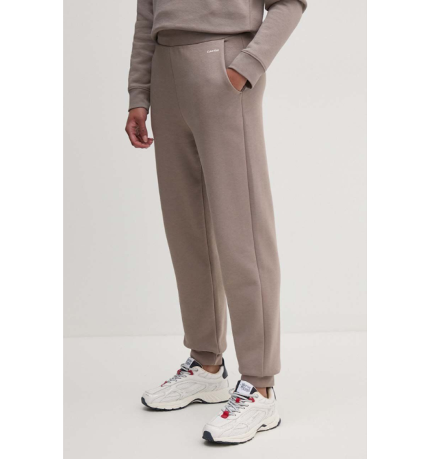 Tepláky Calvin Klein hnedé Tepláky Calvin Klein hnedé
