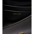 Calvin Klein Hardware kabelka na plece čierna Calvin Klein Hardware kabelka na plece čierna