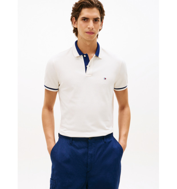 Tommy Hilfiger polokošeľa s kontrastným golierom biela