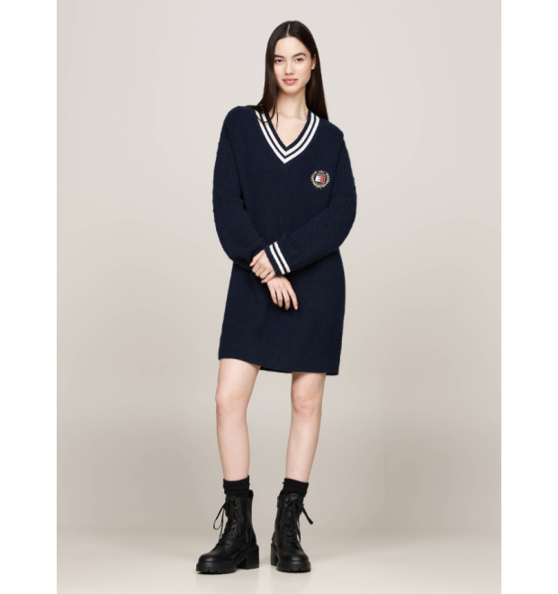 Pletené šaty TOMMY JEANS Pletené šaty TOMMY JEANS