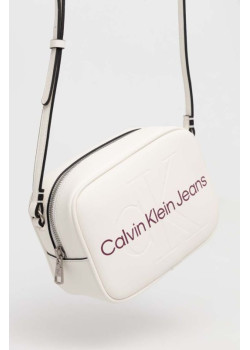 Calvin Klein dámska malá crossbody taška biela