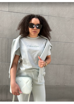 Dámske tričko od značky Calvin Klein- krátky rukáv