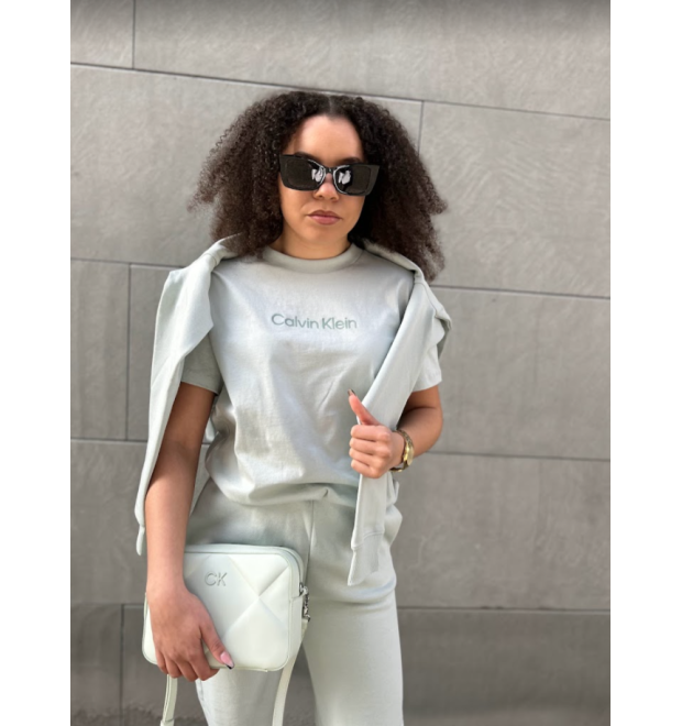 Dámske tričko od značky Calvin Klein- krátky rukáv Dámske tričko od značky Calvin Klein- krátky rukáv