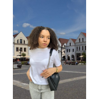 Dámske biele tričko s minimalistickým logom Calvin Klein Dámske biele tričko s minimalistickým logom Calvin Klein
