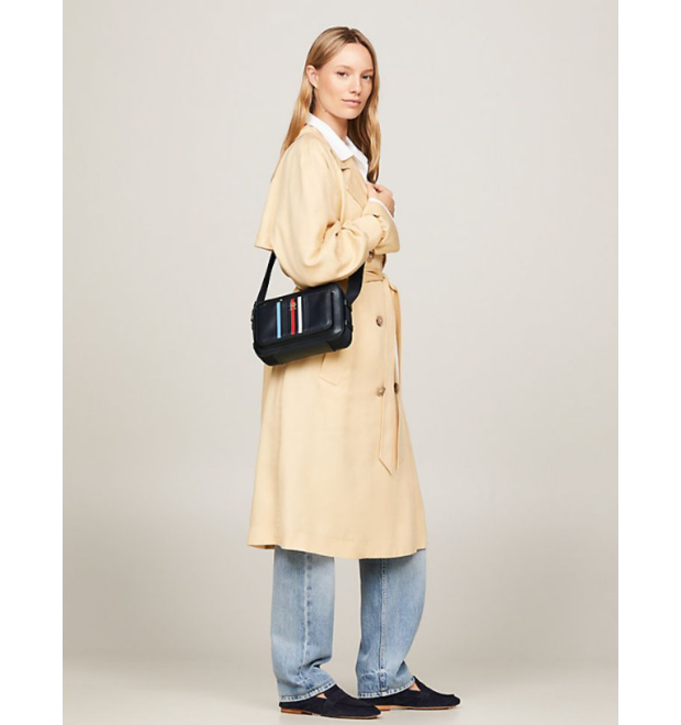 Crossbody kabelka Tommy Hilfiger - tmavomodrá Crossbody kabelka Tommy Hilfiger - tmavomodrá