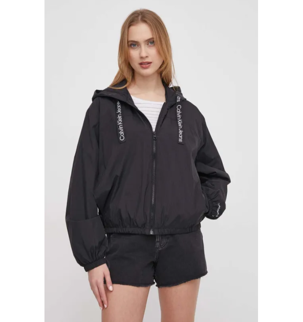 Dámska čierna prechodná bunda Calvin Klein Dámska čierna prechodná bunda Calvin Klein