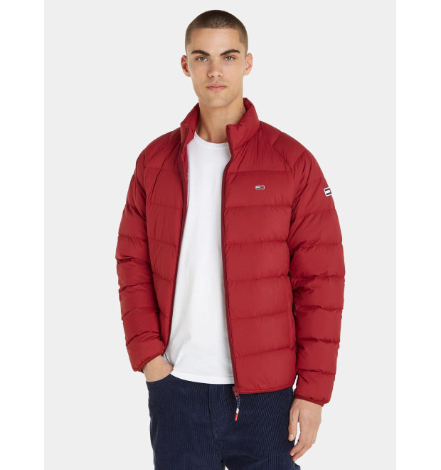 Pánska tenká červená páperová bunda Tommy Jeans Pánska tenká červená páperová bunda Tommy Jeans