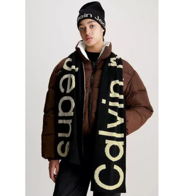 Dámsky set čiapka a šál Calvin Klein Jeans Dámsky set čiapka a šál Calvin Klein Jeans