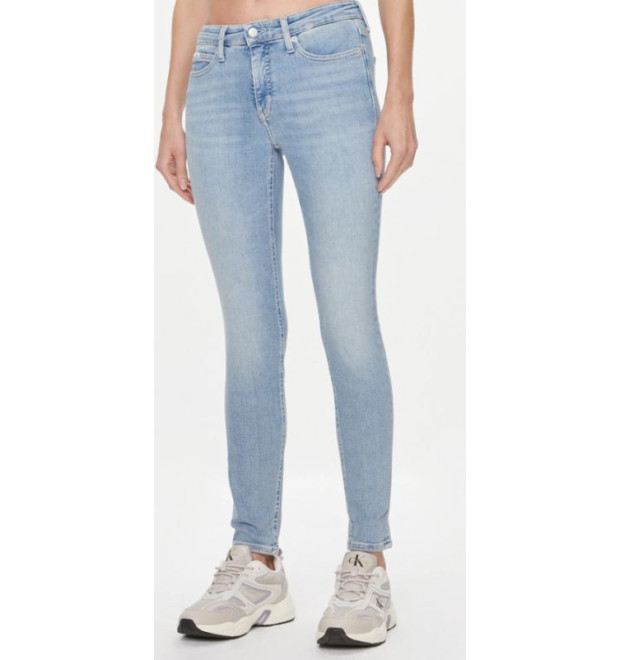 Dámske obtiahnuté svetlomodré rifle Calvin Klein Dámske obtiahnuté svetlomodré rifle Calvin Klein