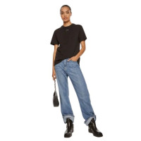 Dámske tričko s krátkym rukávom od značky Calvin Klein čierne Dámske tričko s krátkym rukávom od značky Calvin Klein čierne
