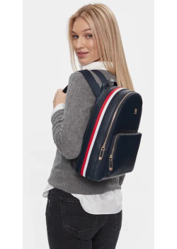 Dámsky tmavomodrý batoh Tommy Hilfiger