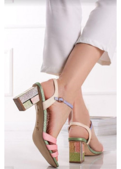 Elegantné farebné sandále Menbur
