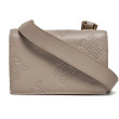 Crossbody kabelka Tommy Hilfiger v hnedej farbe Crossbody kabelka Tommy Hilfiger v hnedej farbe