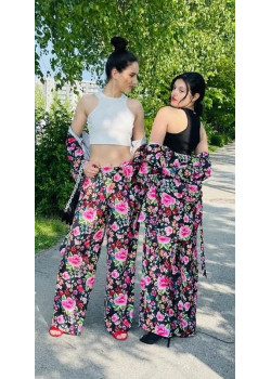 Kvetinové nohavice Kendall+Kylie