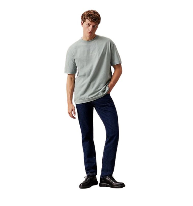 Pánske bridlicovo šedé tričko s potlačou Calvin Klein Jeans Pánske bridlicovo šedé tričko s potlačou Calvin Klein Jeans