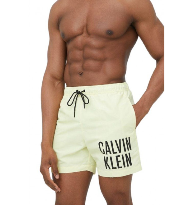 Žlté šortky Calvin Klein Žlté šortky Calvin Klein