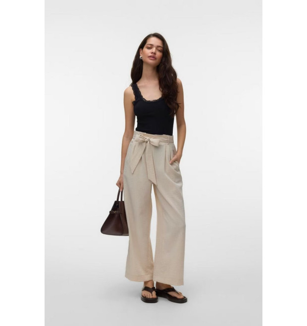 VERO MODA NANA top s čipkou čierny