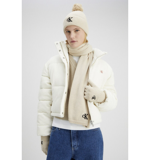 Calvin Klein šál svetlobéžový Calvin Klein šál svetlobéžový