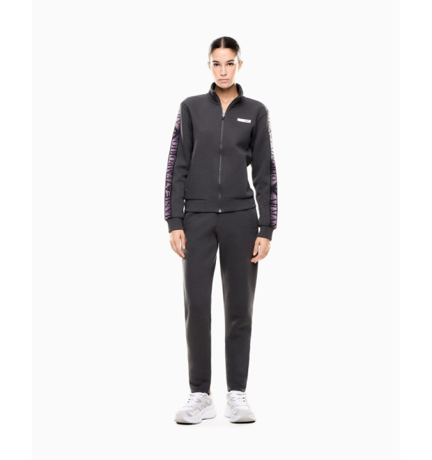 EA7 Emporio Armani dámska tepláková súprava sivá EA7 Emporio Armani dámska tepláková súprava sivá