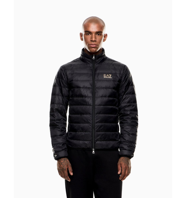 EA7 Emporio Armani pánska prešívaná bunda čierna EA7 Emporio Armani pánska prešívaná bunda čierna