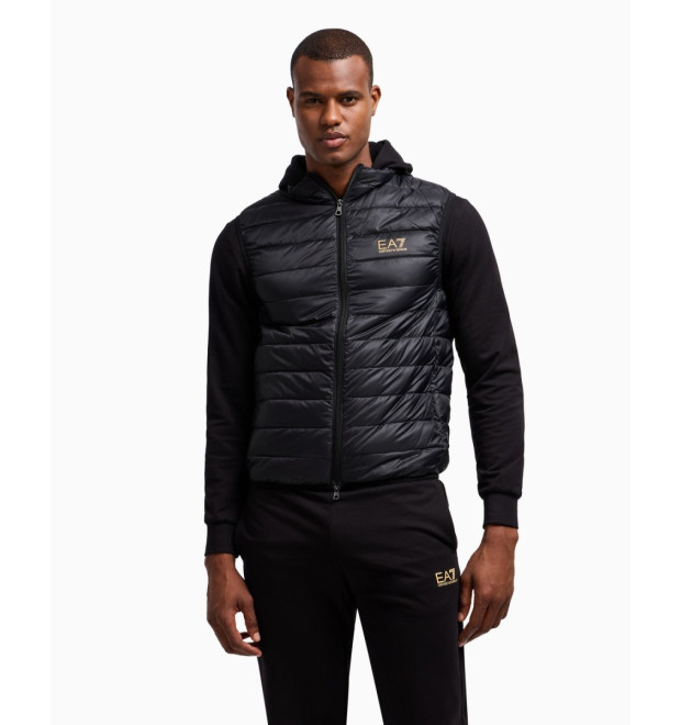 EA7 Emporio Armani pánska prešívaná vesta čierna EA7 Emporio Armani pánska prešívaná vesta čierna