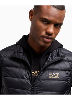 EA7 Emporio Armani pánska prešívaná vesta čierna