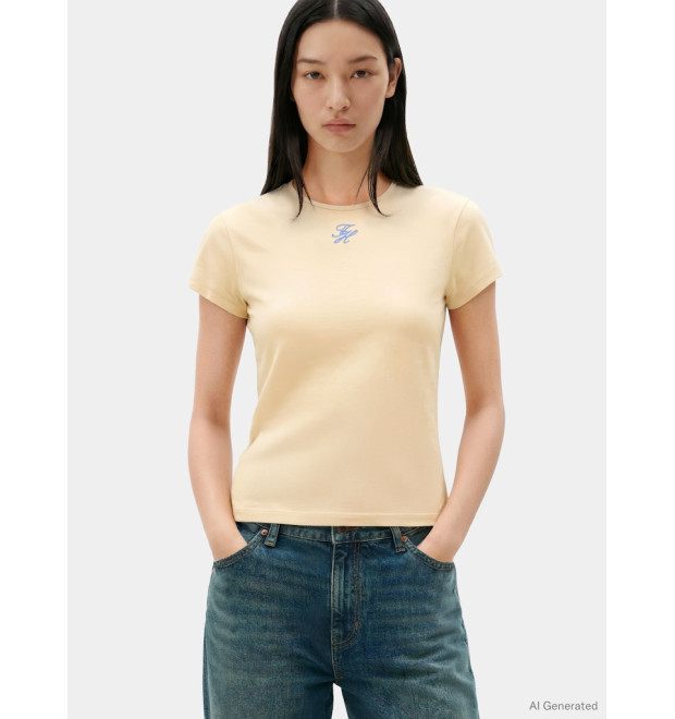 Tommy Hilfiger Slim tričko s textúrovaným logom béžové Tommy Hilfiger Slim tričko s textúrovaným logom béžové