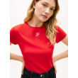 Tommy Hilfiger Slim tričko s textúrovaným logom červené Tommy Hilfiger Slim tričko s textúrovaným logom červené
