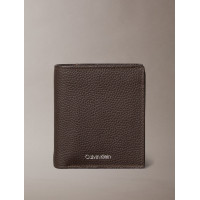 Calvin Klein trifold dámska peňaženka a držiak na karty s embossovaným logom hnedá