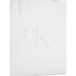 Calvin Klein Jeans malá štýlová kabelka biela Calvin Klein Jeans malá štýlová kabelka biela