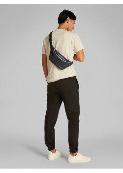 Calvin Klein Jeans pánska ľadvinka čierna