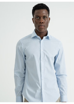Calvin klein bavlnená košeľa regular fit pastelovo modrá