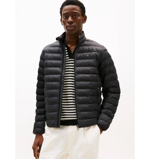 Tommy Hilfiger pánska skladacia prešívaná bunda čierna Tommy Hilfiger pánska skladacia prešívaná bunda čierna