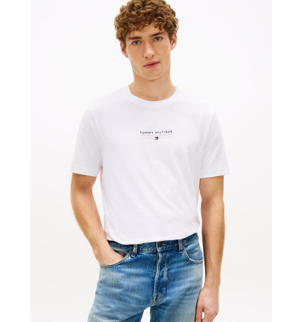 Tommy Hilfiger pánske tričko s logom Regular Fit biele Tommy Hilfiger pánske tričko s logom Regular Fit biele