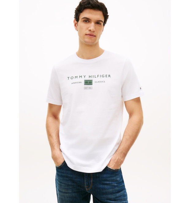 Tommy Hilfiger pánske tričko s logom biele Tommy Hilfiger pánske tričko s logom biele