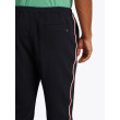 Tommy Hilfiger pánske tepláky s bočným pásom joggers modré Tommy Hilfiger pánske tepláky s bočným pásom joggers modré