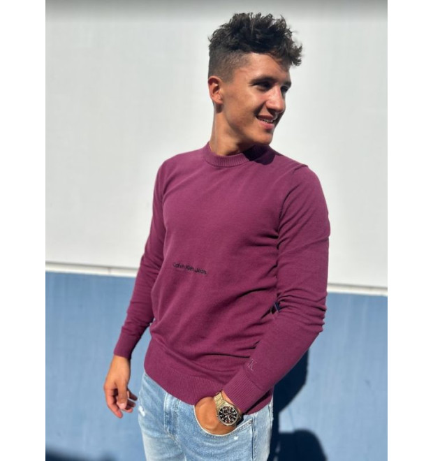Fialový pánsky pulóver značky Calvin Klein Jeans Fialový pánsky pulóver značky Calvin Klein Jeans