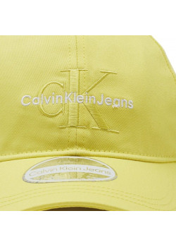 Šiltovka Calvin Klein v žltej farbe