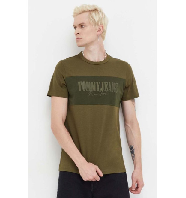 Pánske olivovo zelené tričko Tommy Jeans 